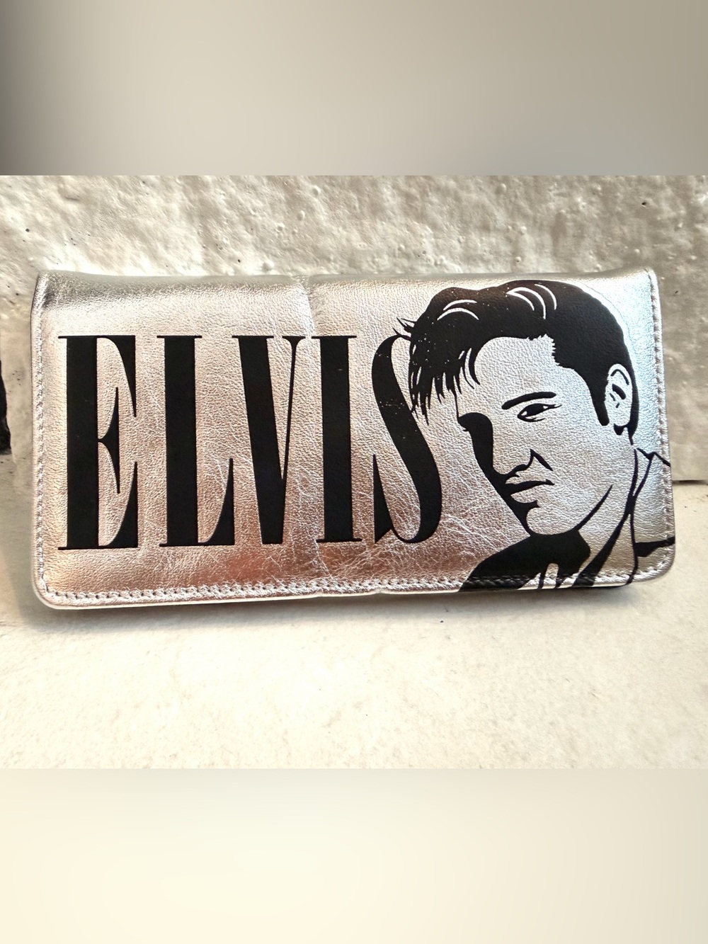 Vintage 1993 Elvis Presley Silver Checkbook Notepad Wallet Cover